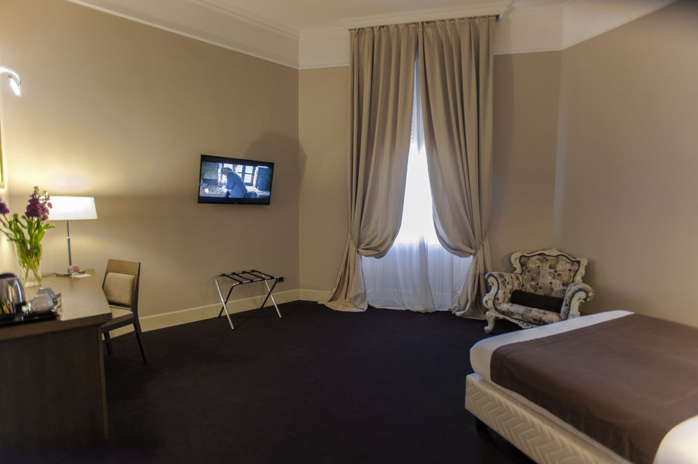Hotel Villa Torlonia Rome Extérieur photo