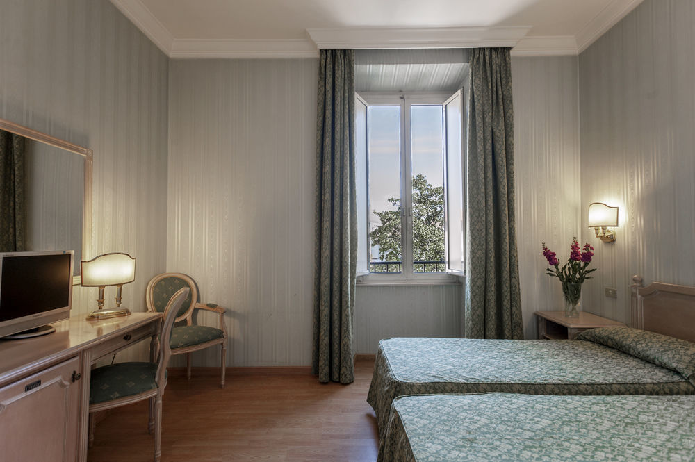 Hotel Villa Torlonia Rome Extérieur photo